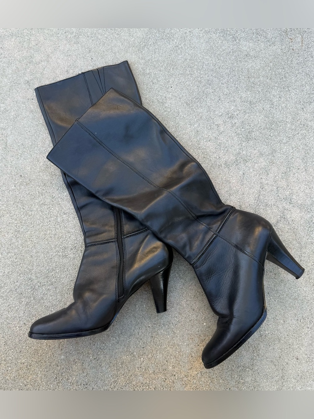 Y2K Banana Republic Black Leather Boots Size 8